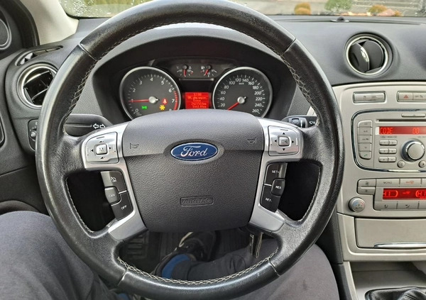 Ford Mondeo cena 18800 przebieg: 242000, rok produkcji 2007 z Prudnik małe 254